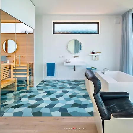 Designer Strandvilla Auf Der Ostsee - Mit Freiem Meerblick Und Dachterrasse
